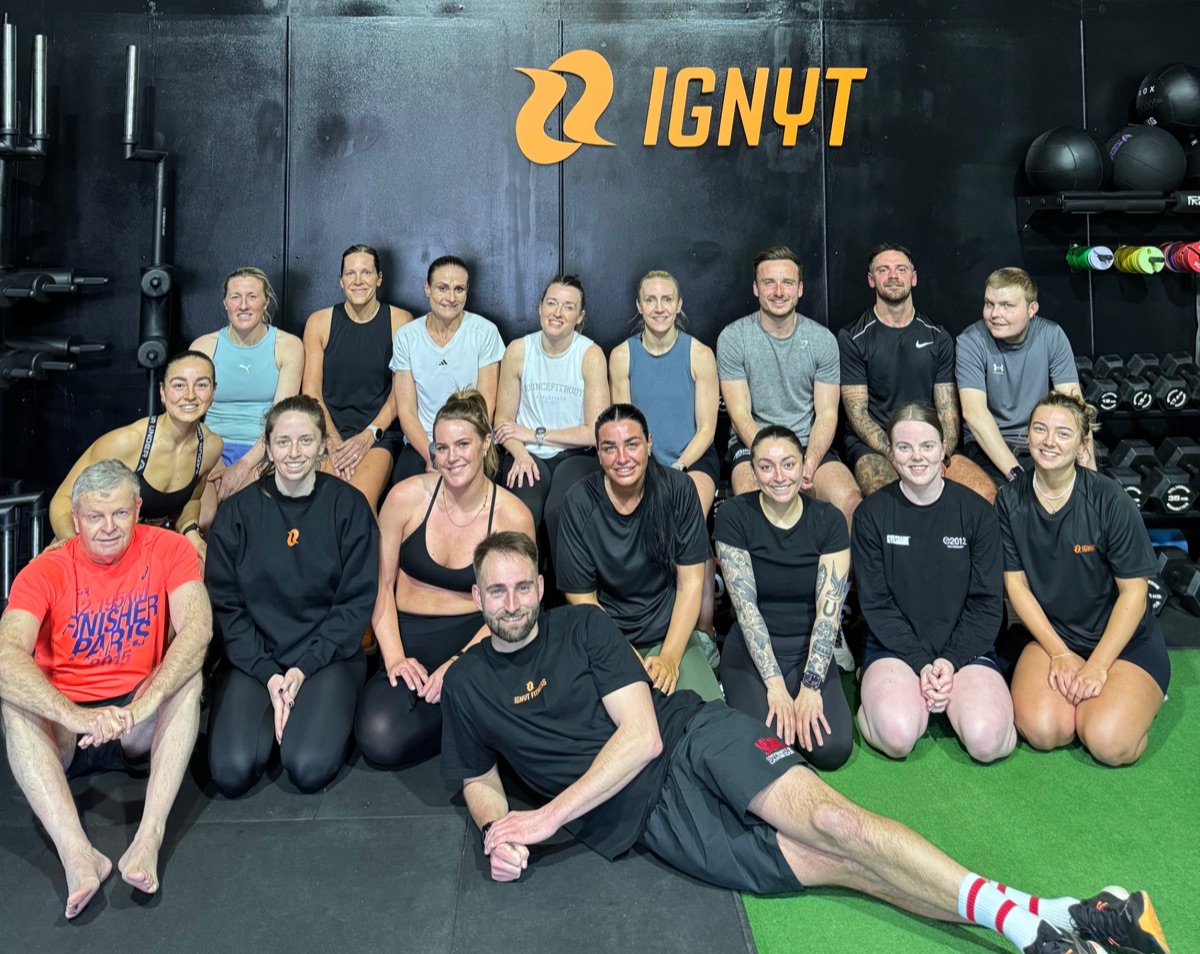 IGNYT Fitness member strength training to support a faster metabolism